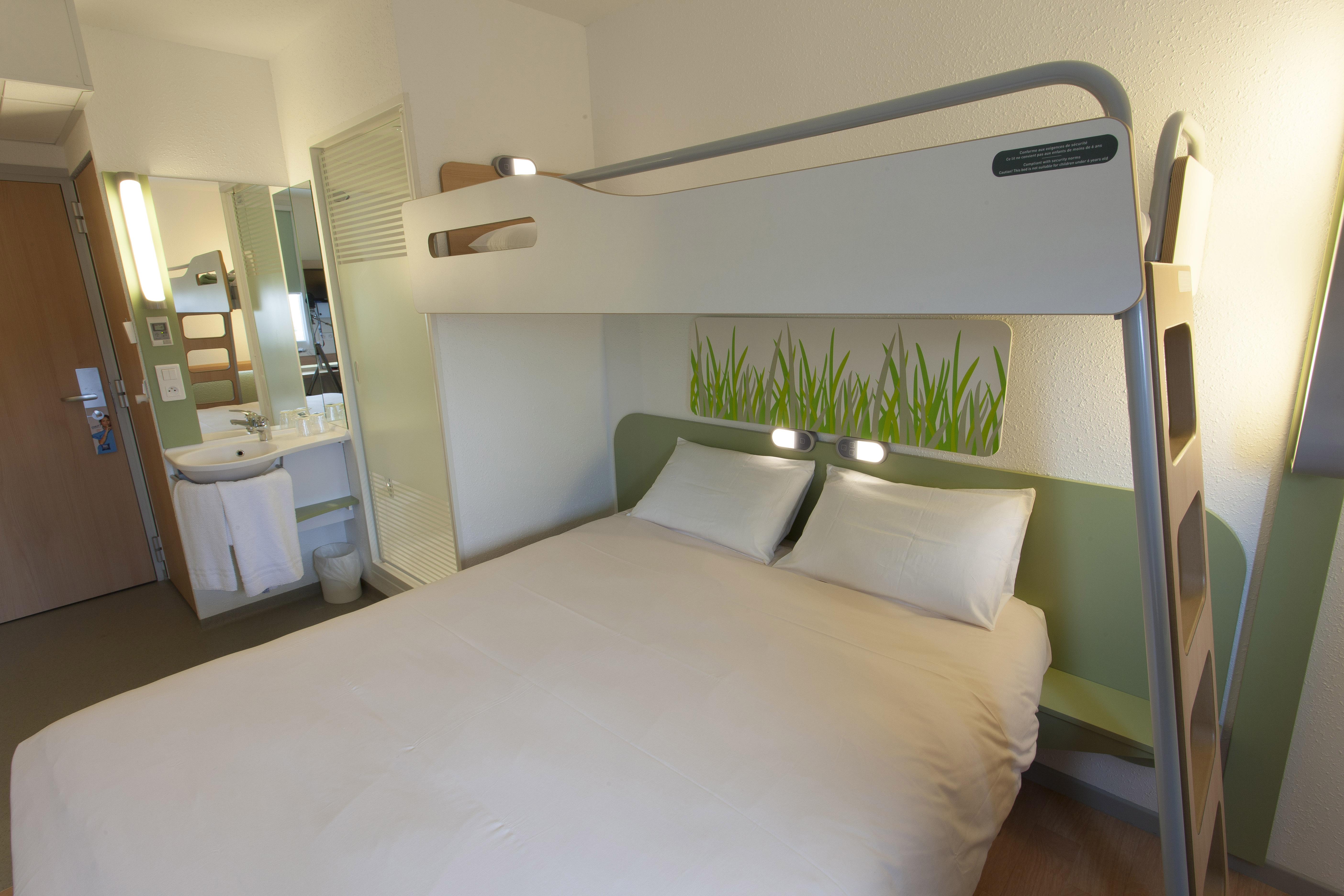 Ibis Budget Cherbourg - La Glacerie Kültér fotó