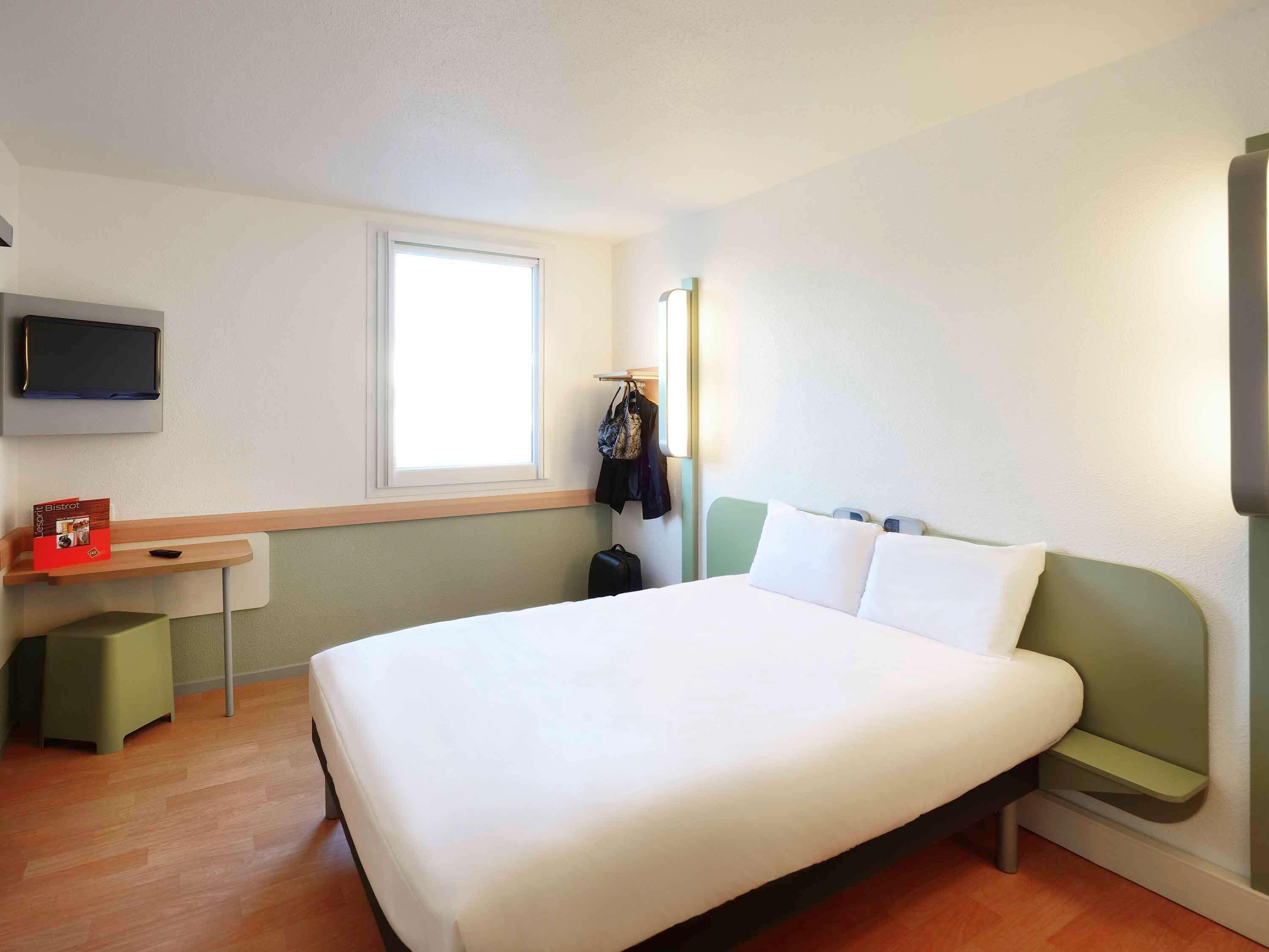 Ibis Budget Cherbourg - La Glacerie Kültér fotó