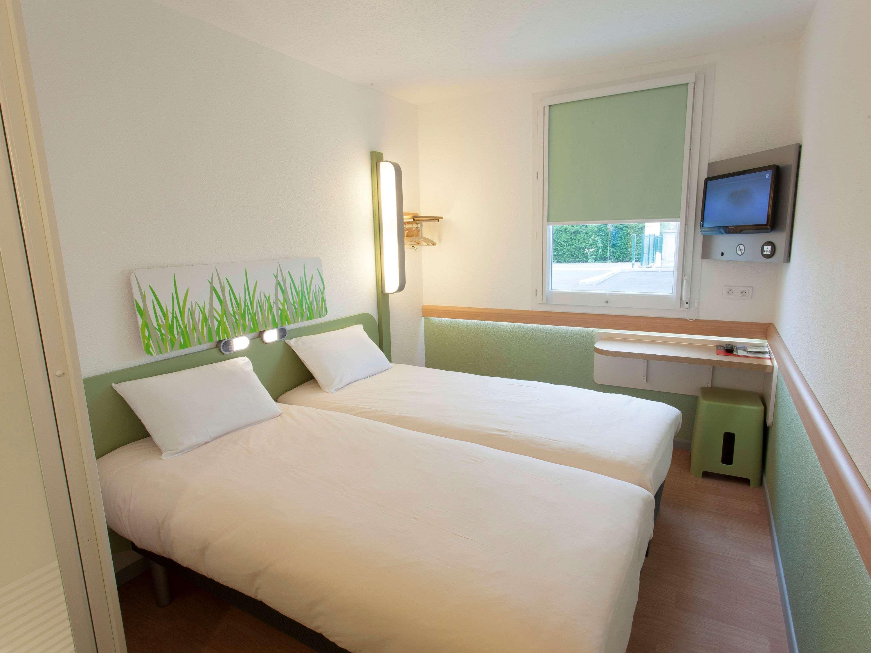 Ibis Budget Cherbourg - La Glacerie Kültér fotó