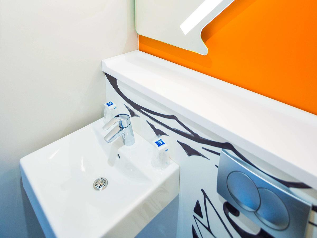 Ibis Budget Cherbourg - La Glacerie Kültér fotó