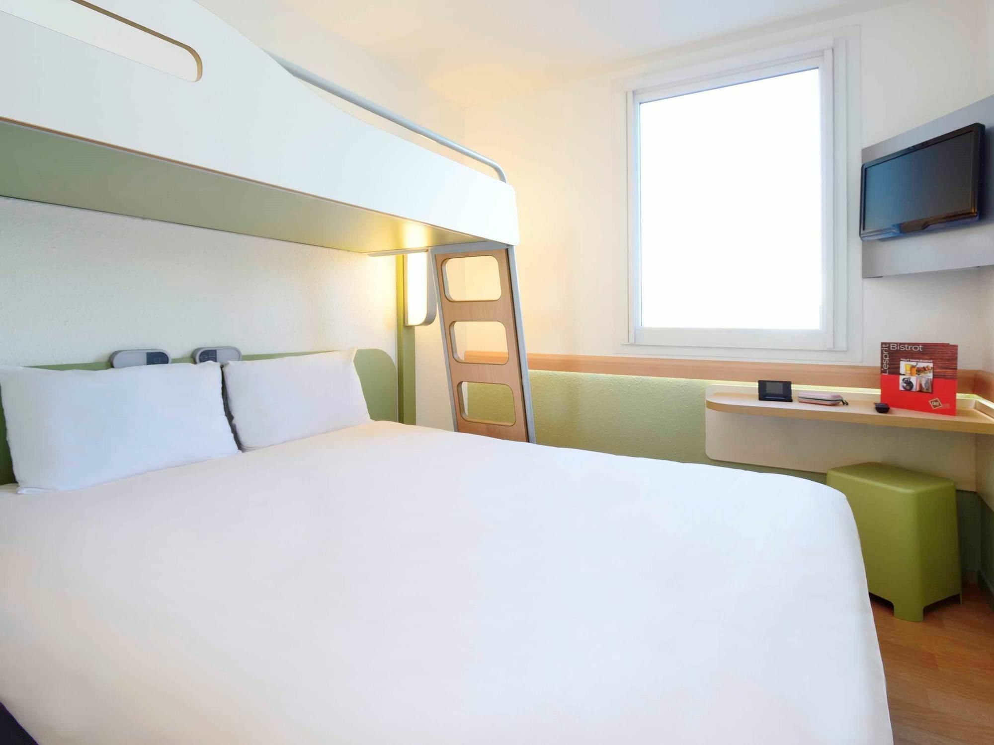 Ibis Budget Cherbourg - La Glacerie Kültér fotó